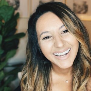 Meet your Posher, Stephanie